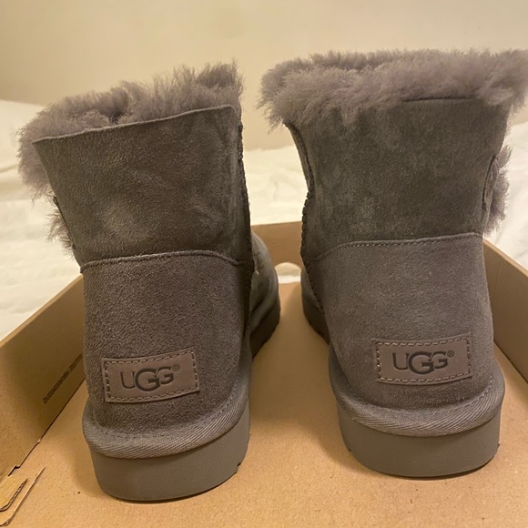 Ugg boots women’s size 8 - Picture 2 of 7